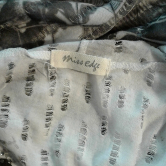 Miss Edge hooded top - Picture 4 of 4